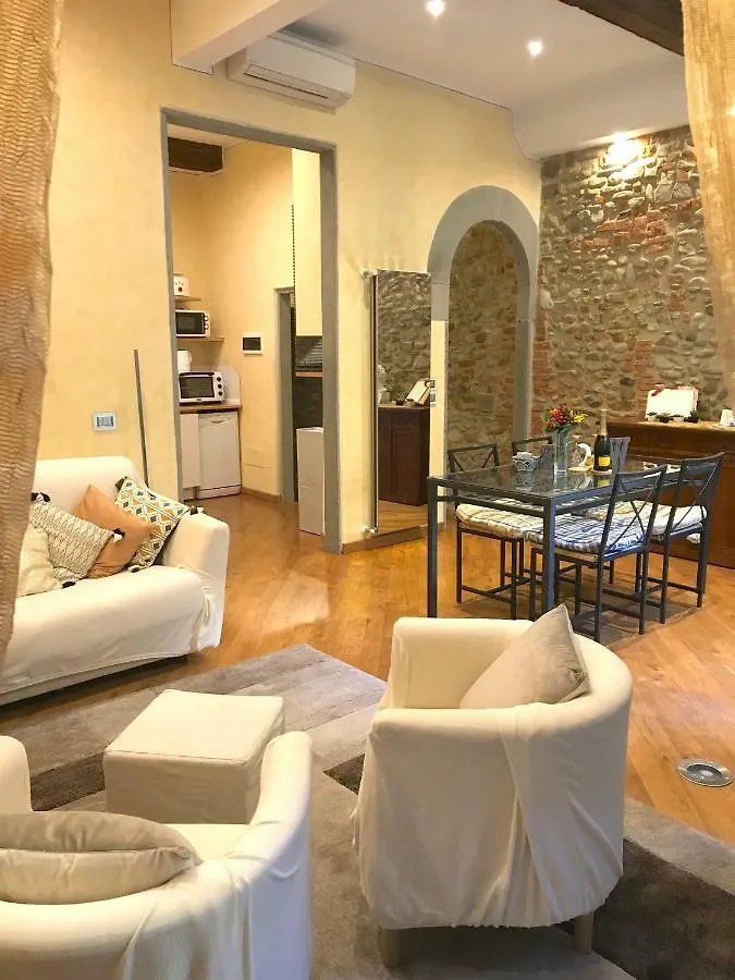 Little Patio Apartment Florence Italy