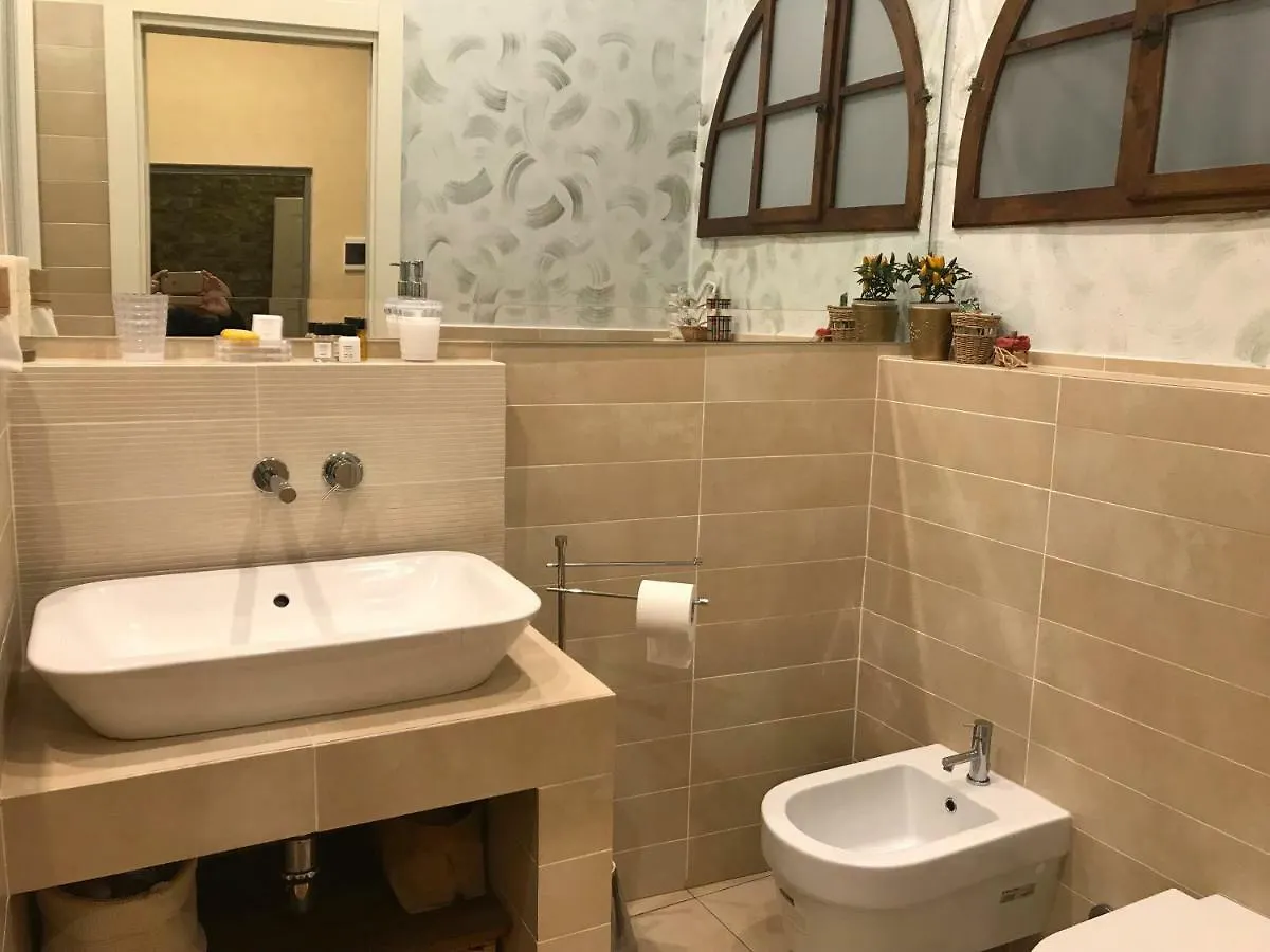 Little Patio Apartment Florence Italy
